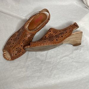 Pikolinos open-toed slingback sandals